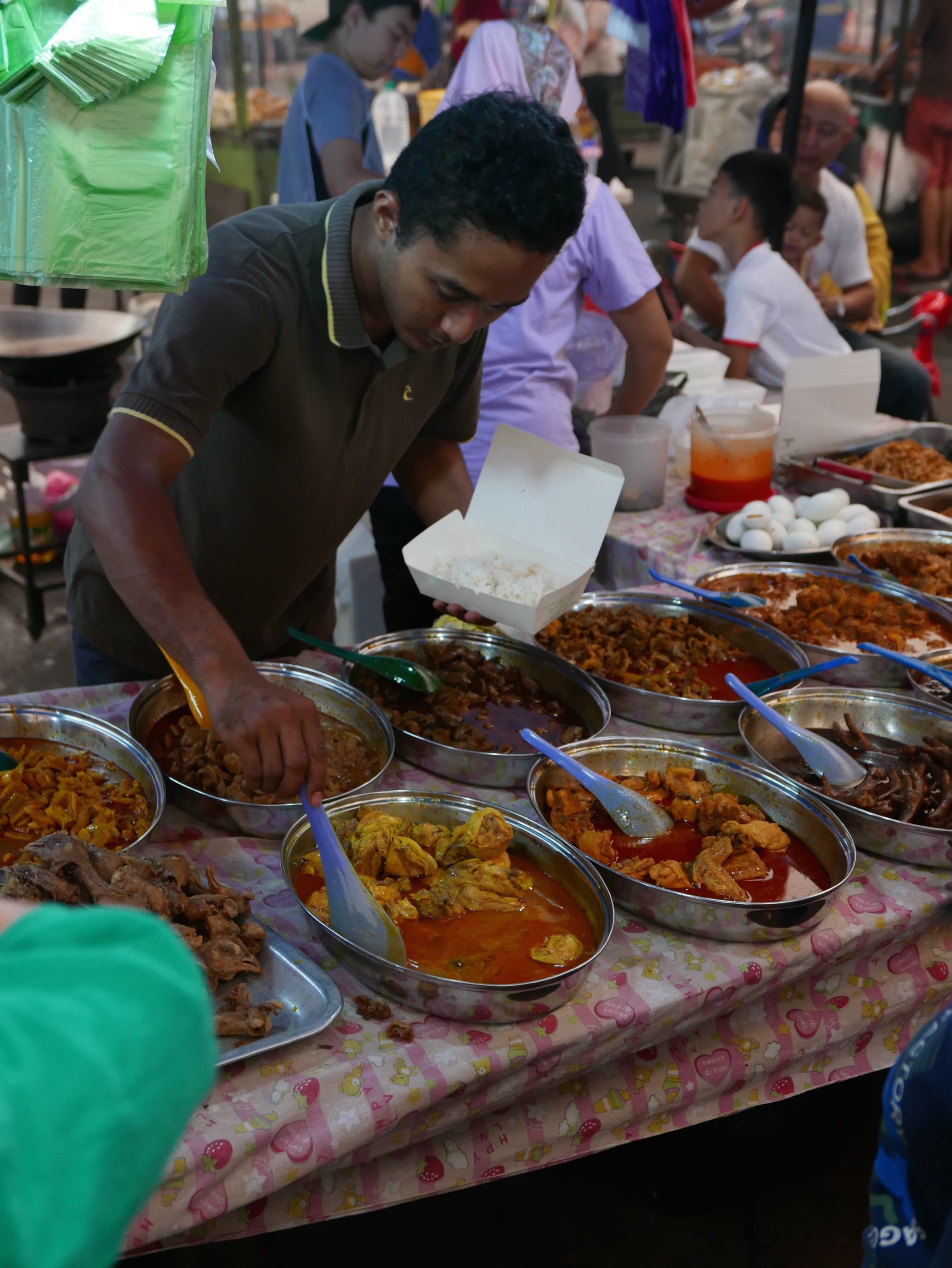 Photo by Author — Sibu, Sarawak, Malaysia — curry