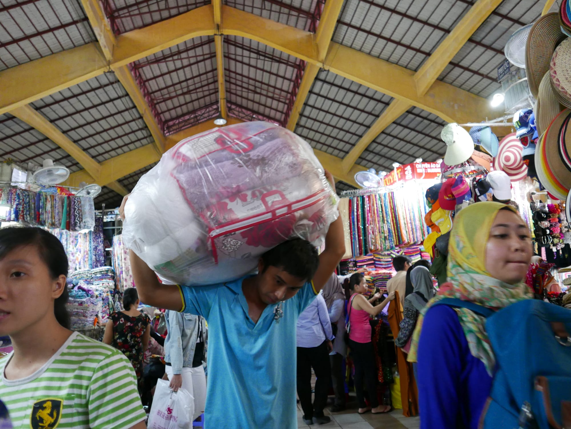 Photo by Author — Chợ Bến Thành (Ben Thanh Market), Lê Lợi (Bến Thành), Ho Chi Minh City (Saigon), Vietnam