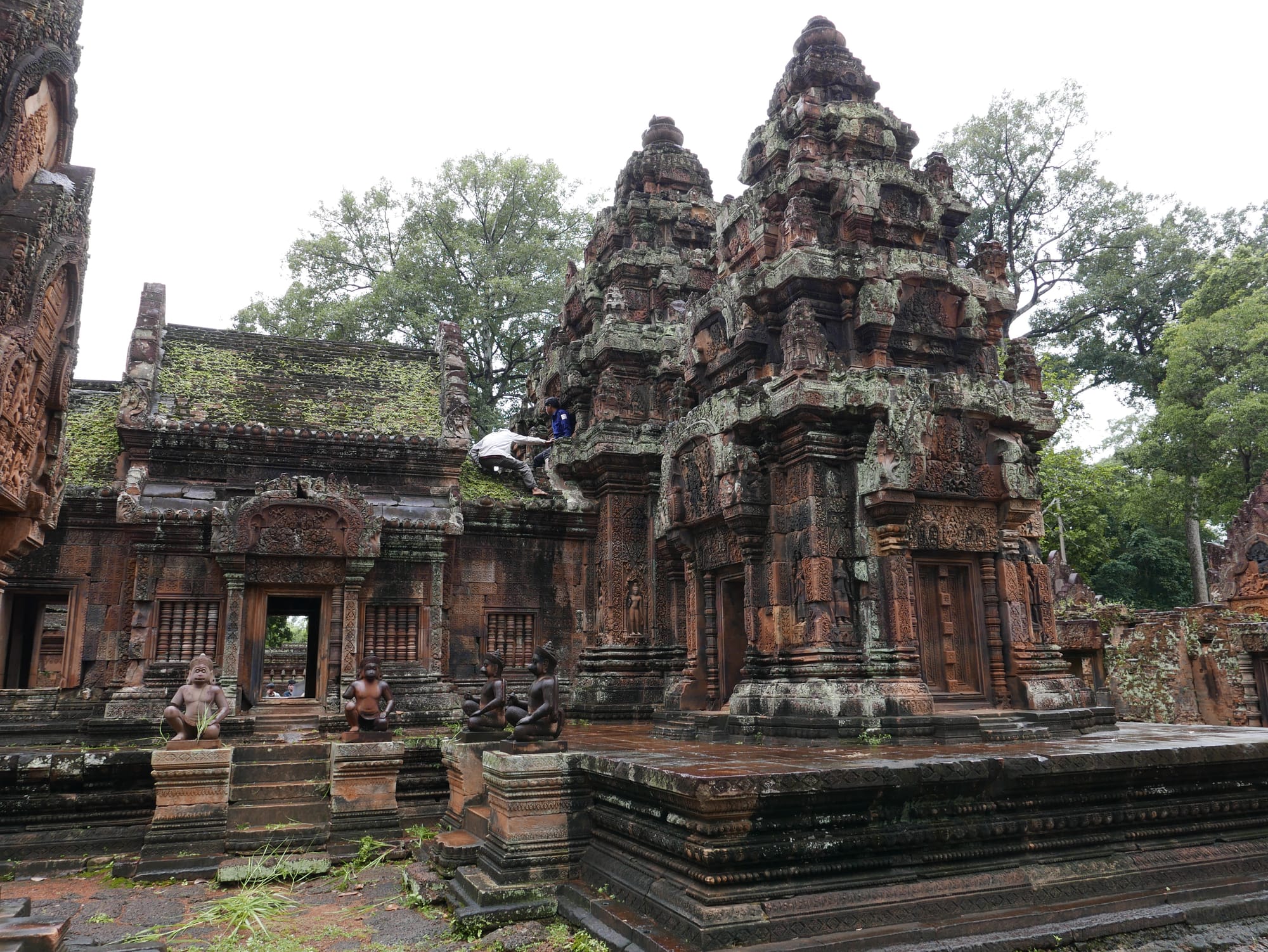 Photo by Author — Banteay Srei Temple (ប្រាសាទបន្ទាយស្រី), Angkor Archaeological Park, Angkor, Cambodia